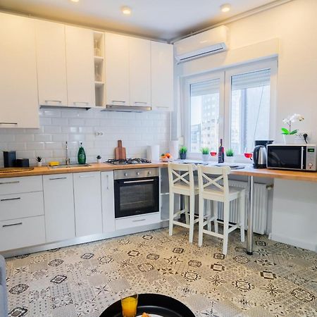 One Bedroom Flat In Bucharest'S Historic District 外观 照片