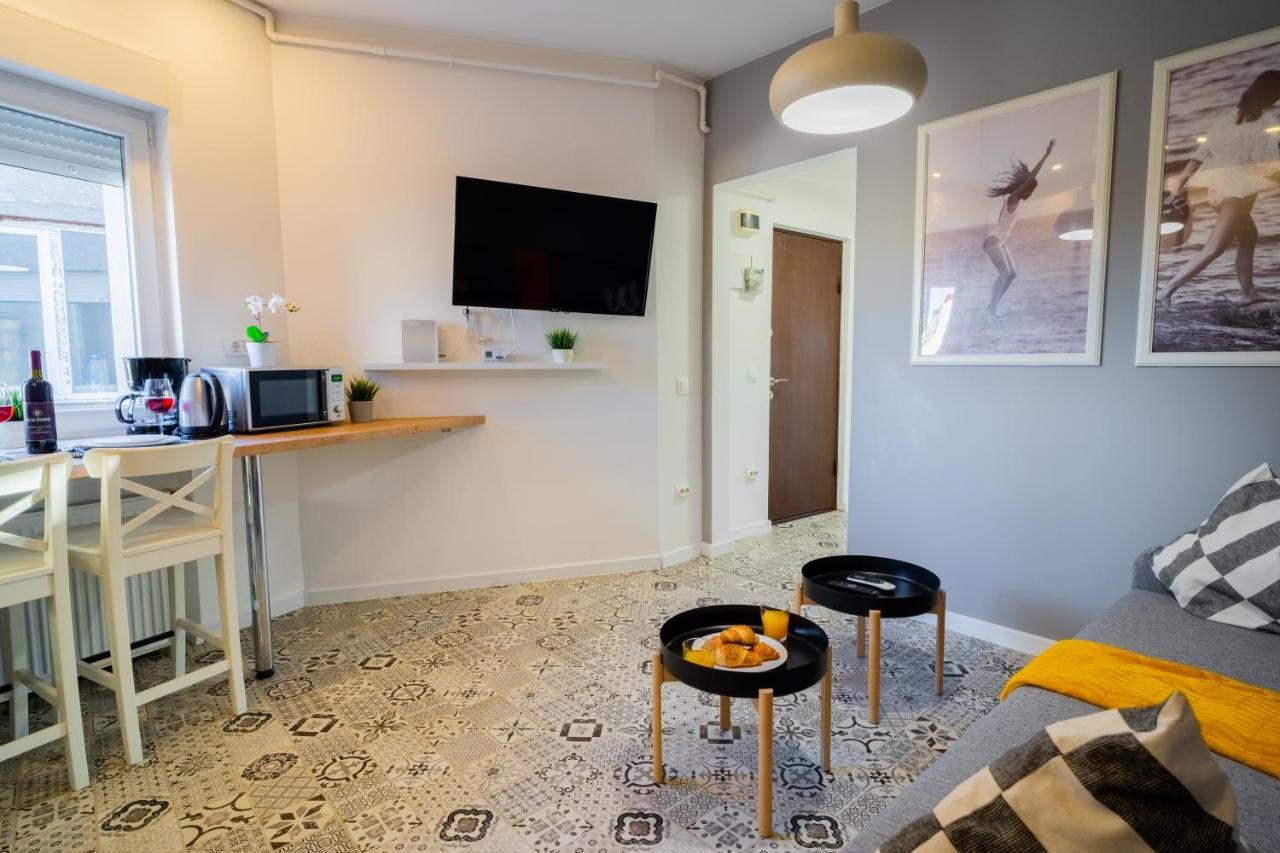 One Bedroom Flat In Bucharest'S Historic District 外观 照片