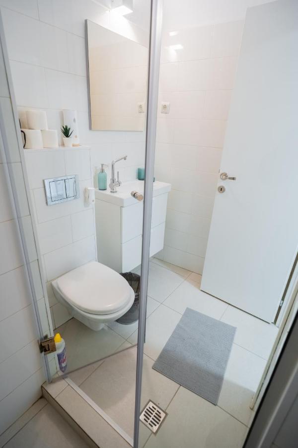 One Bedroom Flat In Bucharest'S Historic District 外观 照片