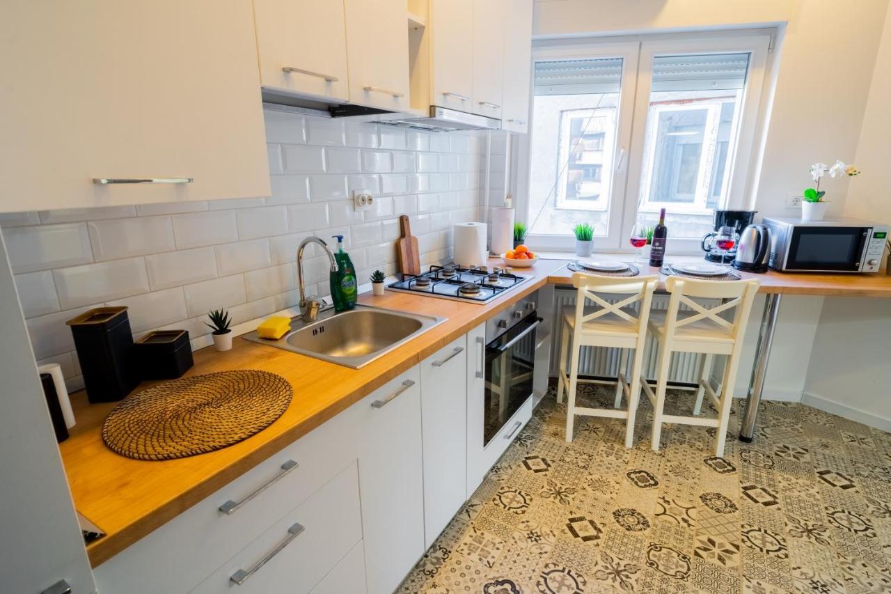 One Bedroom Flat In Bucharest'S Historic District 外观 照片